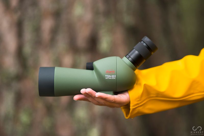 Kowa TSN-501 20-40x50 standard-pakke